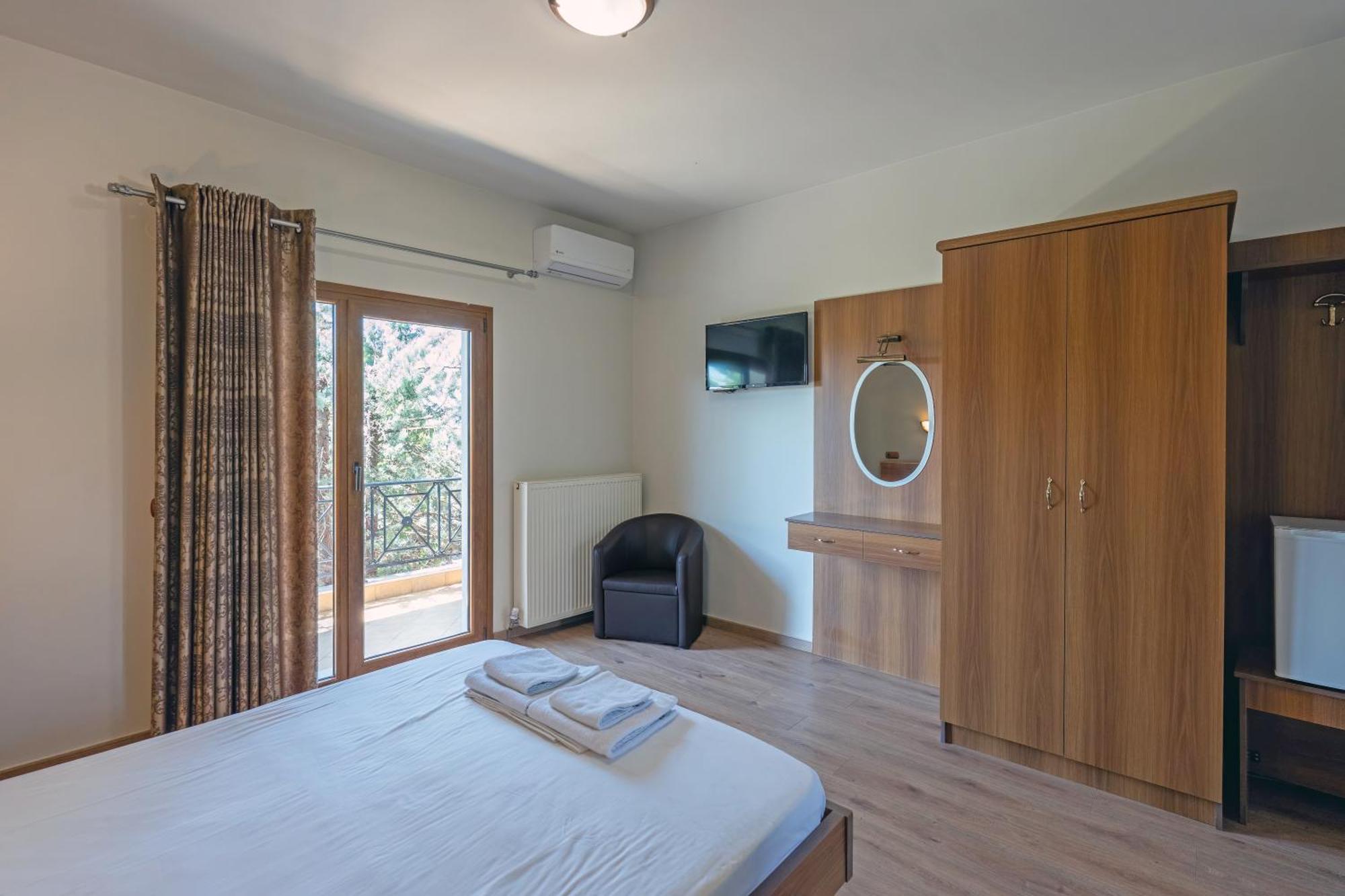 Hotel Agistro Angistron Luaran gambar