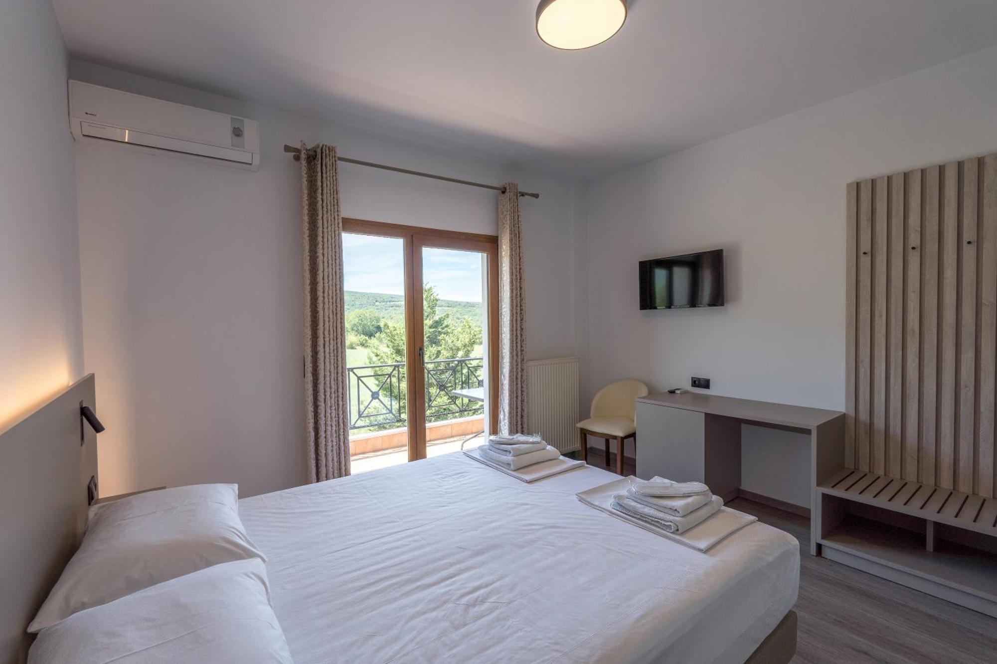 Hotel Agistro Angistron Luaran gambar